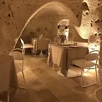 Aquatio Cave Luxury &