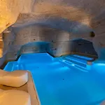 Aquatio Cave Luxury & فندق