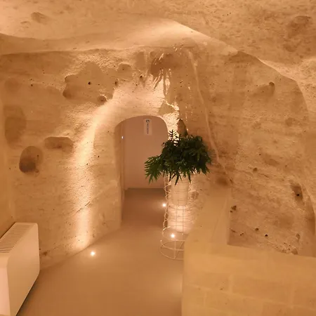 Aquatio Cave Luxury & Hotel