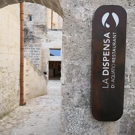 Aquatio Cave Luxury & Hotell 5*