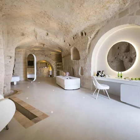 Aquatio Cave Luxury & Hotell