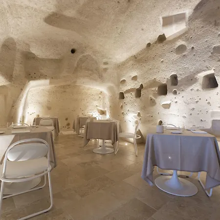 Aquatio Cave Luxury & Hotel