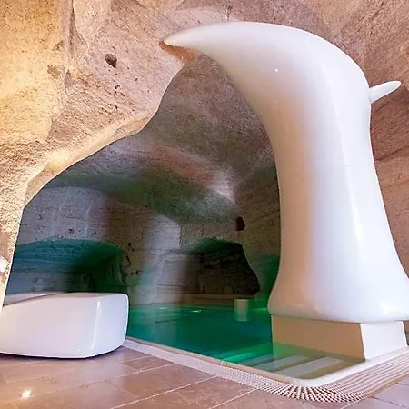 Szálloda Aquatio Cave Luxury & 5*