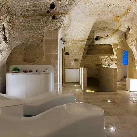 Aquatio Cave Luxury & Szálloda
