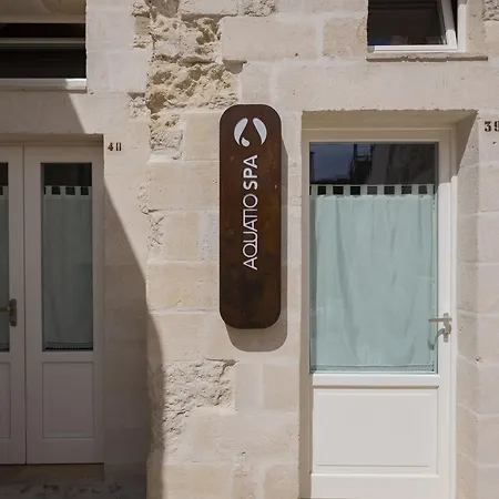 Aquatio Cave Luxury & Hotell 5*