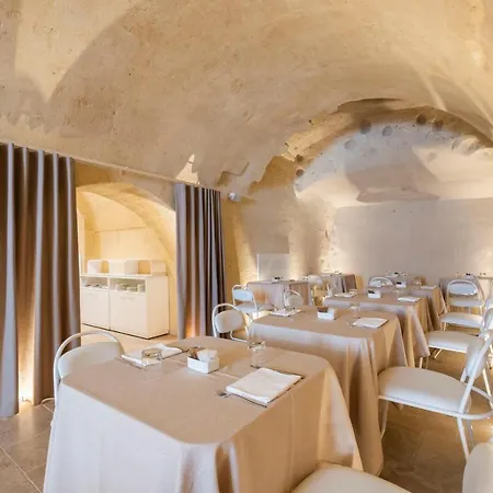 Otel Aquatio Cave Luxury & 5*