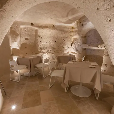 Otel Aquatio Cave Luxury &
