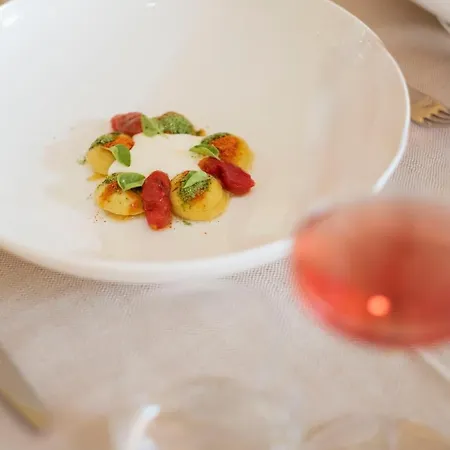 酒店 Aquatio Cave Luxury & 马泰拉