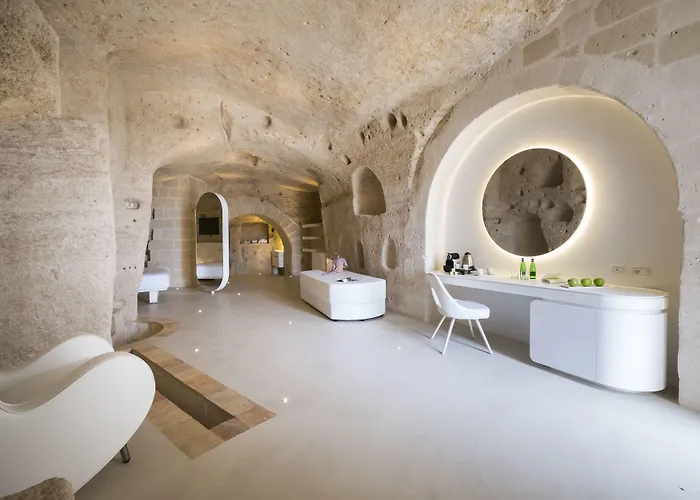 Aquatio Cave Luxury & Hotell