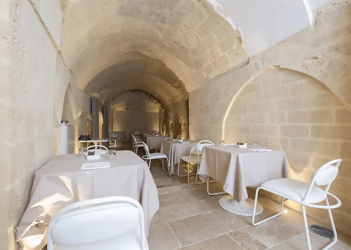 Aquatio Cave Luxury &